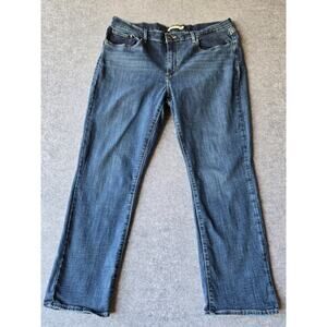 Levi's Jeans Women's Classic Straight Leg Stretch Size 34 Medium Wash 37x28